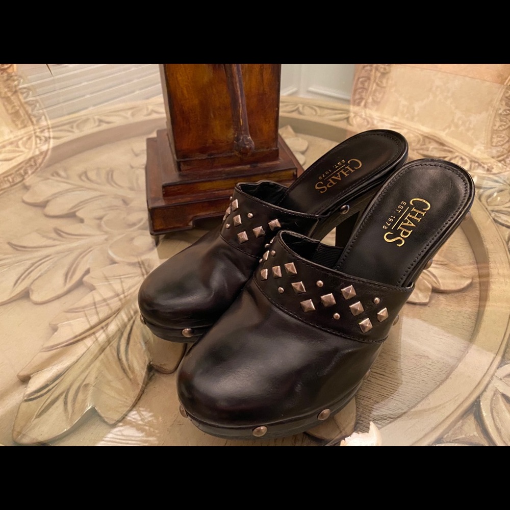 Black Chaps Clogs - image 2